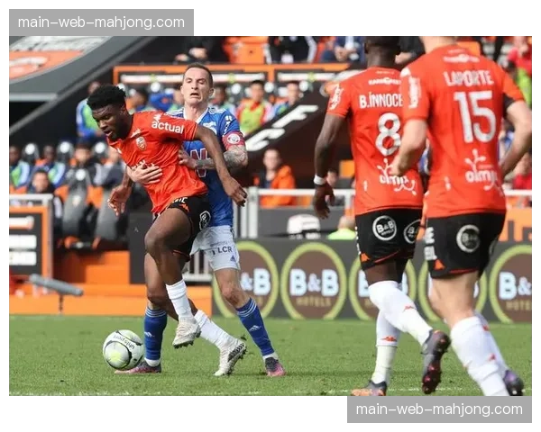 昂热主场1-1战平勒阿弗尔，皮特进球鲍法尔绝平